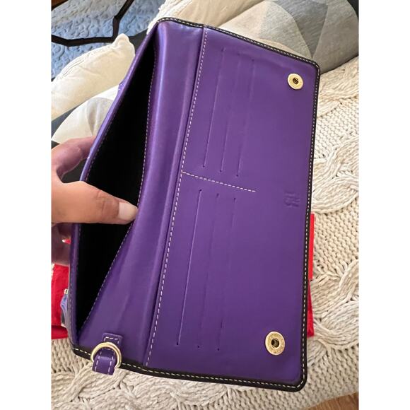 Carolina Herrera Long Leather Wallet in Dark Brown with Purple interior lining.✨ - Picture 11 of 11
